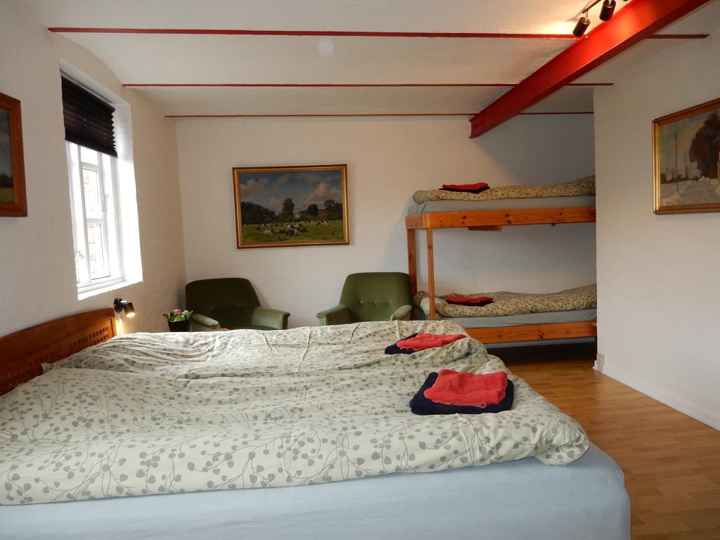Den Gamle Kostald Bed & Breakfast Holsted Exterior foto
