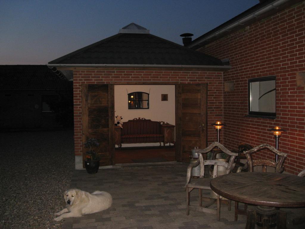 Den Gamle Kostald Bed & Breakfast Holsted Exterior foto
