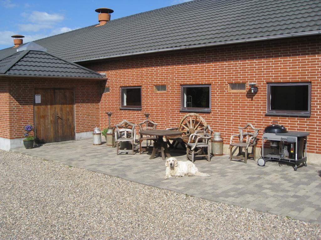 Den Gamle Kostald Bed & Breakfast Holsted Exterior foto